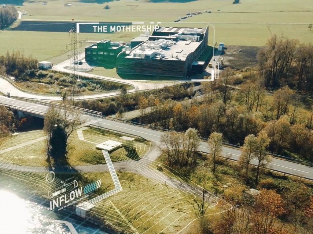 mothership-1.jpg